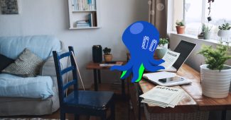 doctopus achter een laptop met een factuur in zijn tentakels